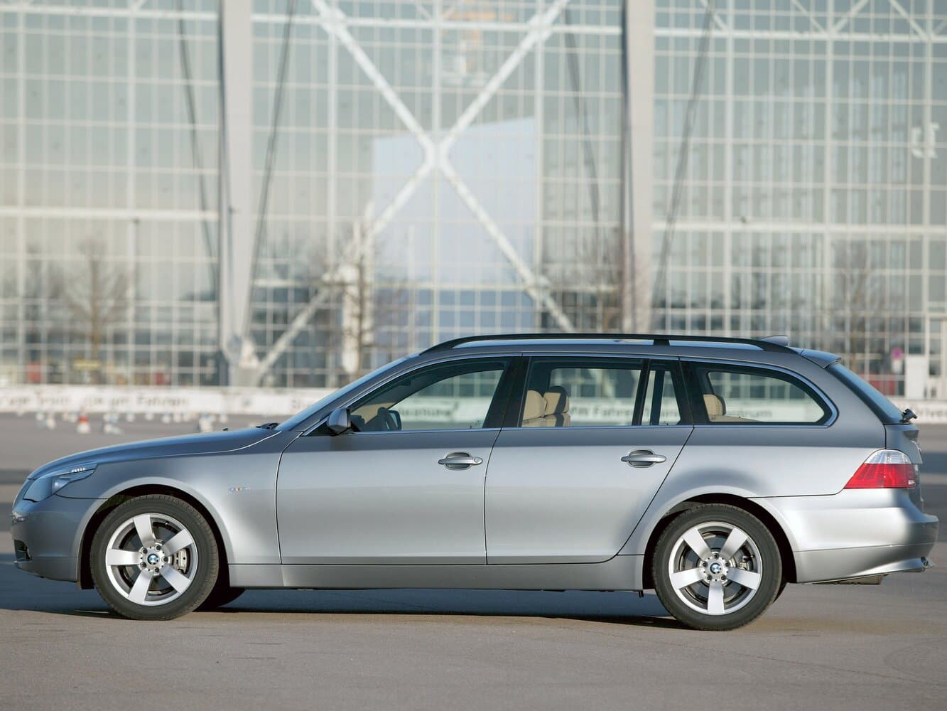 BMW 5 series V (E60/E61) Универсал 5 дв., фото 2