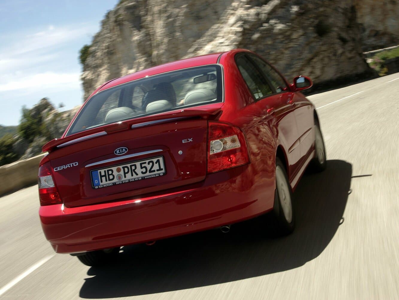 Kia Cerato I Седан, фото 4
