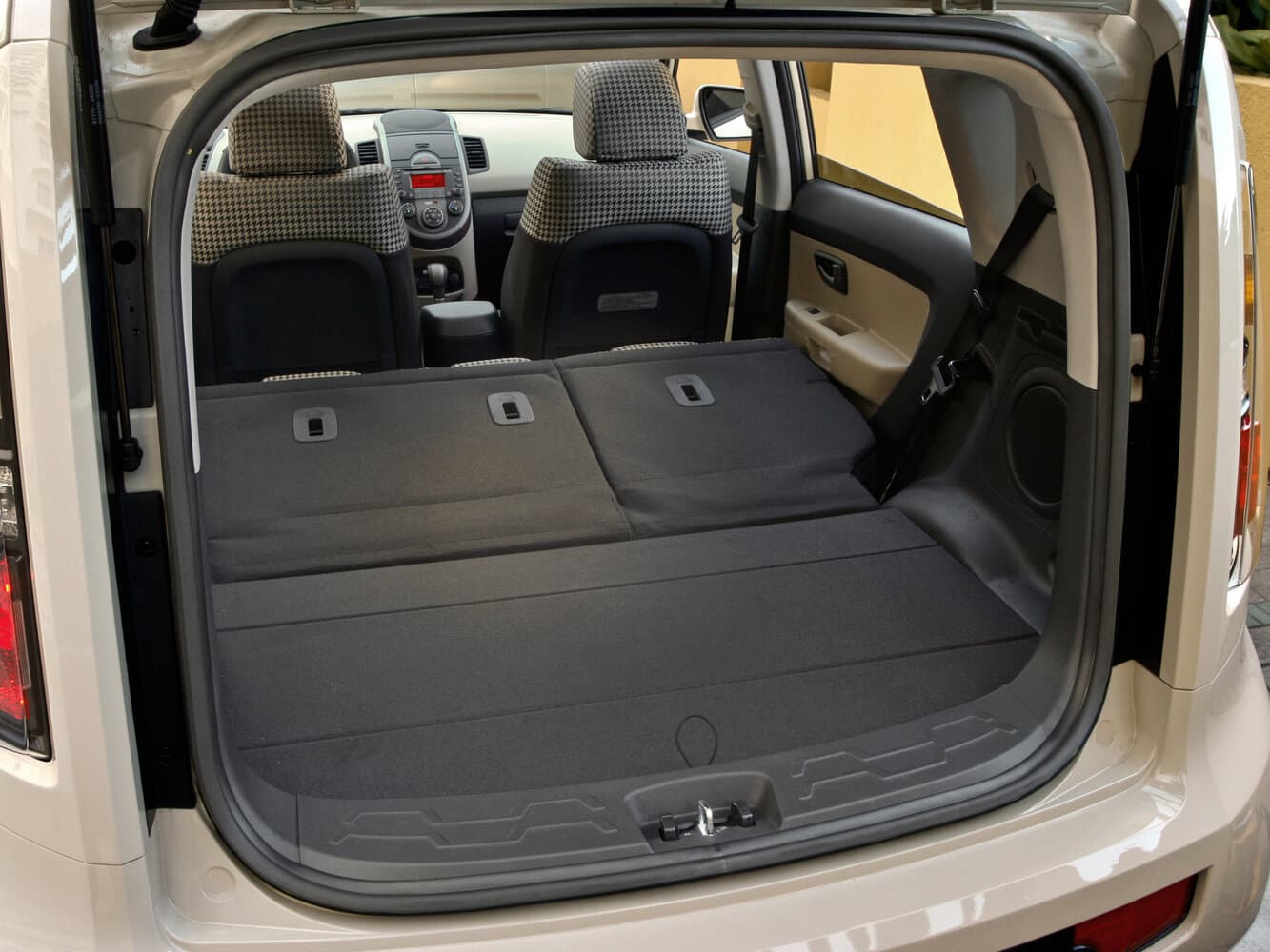 Kia Soul I Хэтчбек 5 дв., фото 13