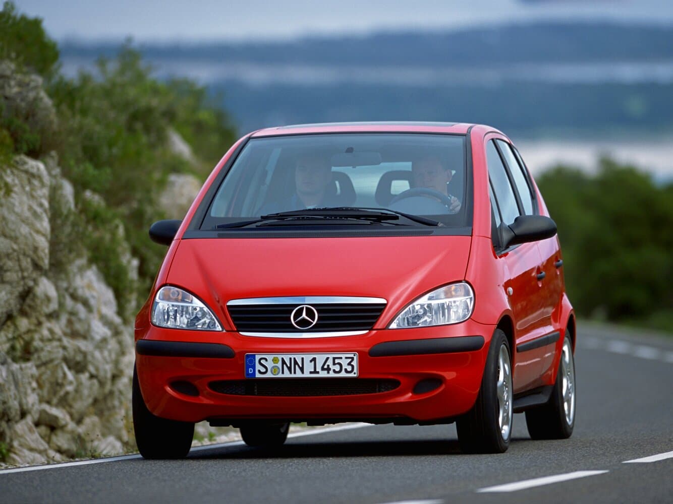 Mercedes-Benz A-Class I (W168) Рестайлинг Хэтчбек 5 дв., фото 3