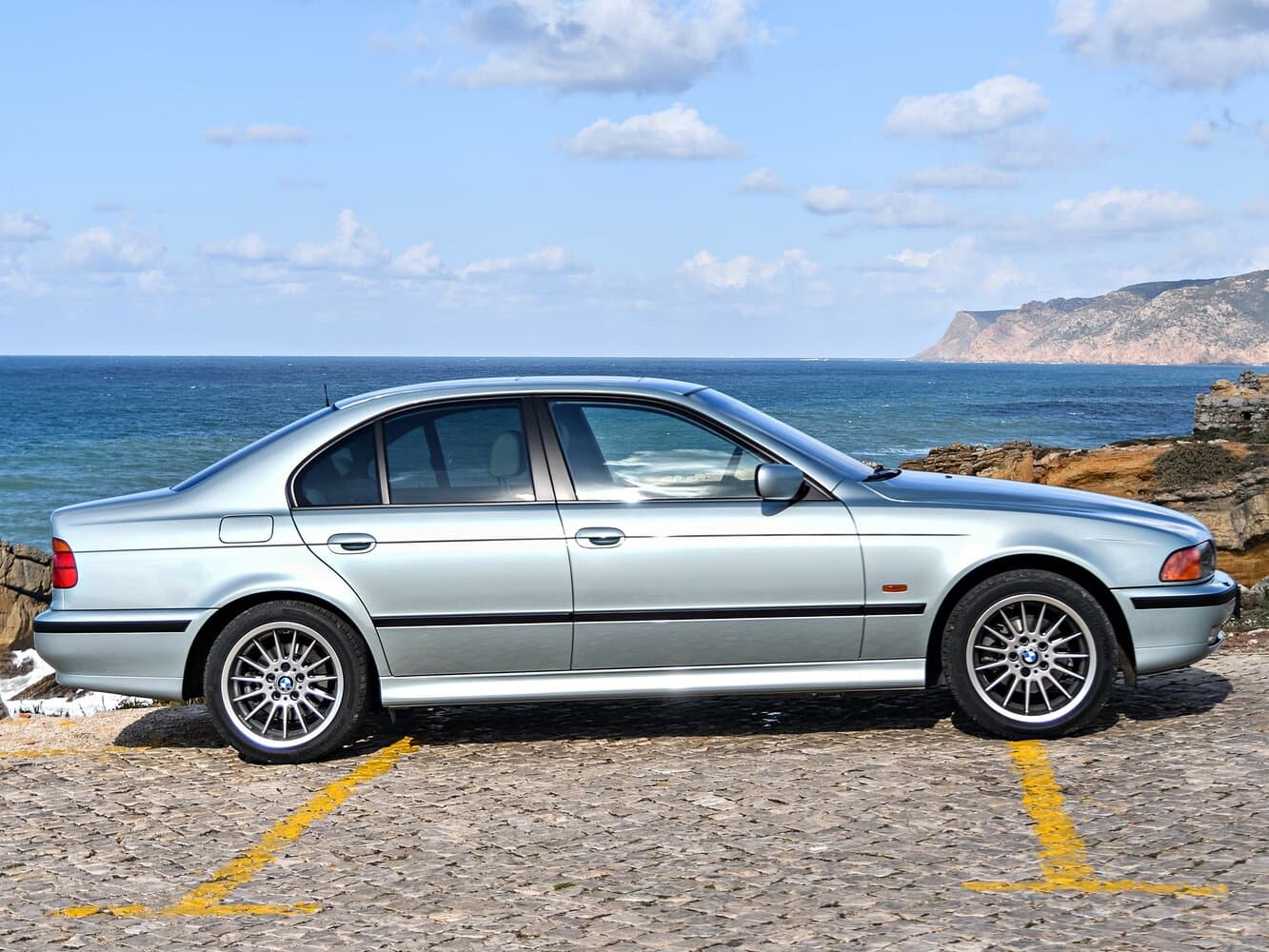 BMW 5 series IV (E39) Седан, фото 2
