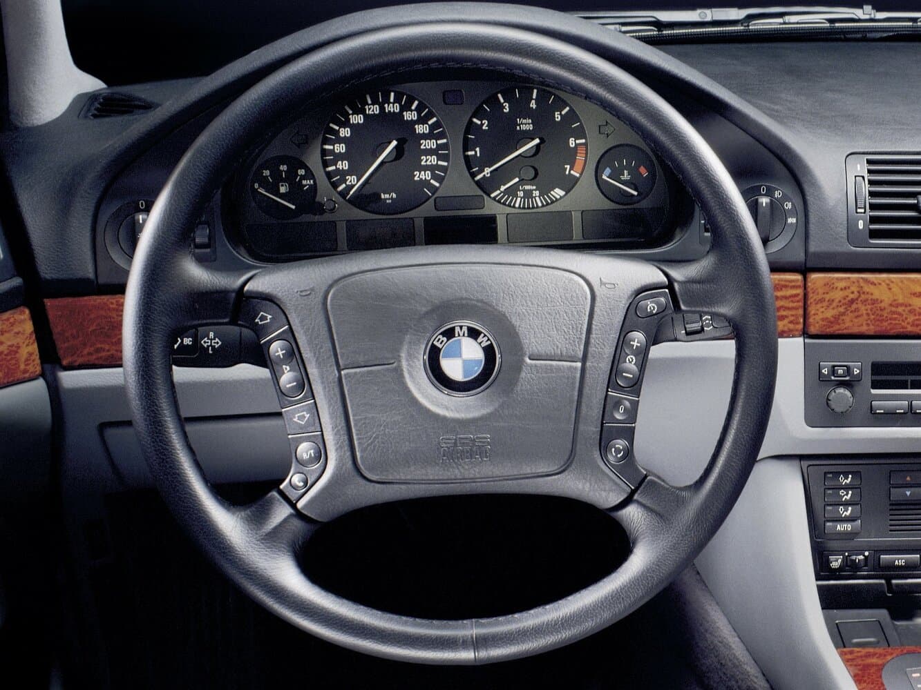 BMW 5 series IV (E39) Седан, фото 9