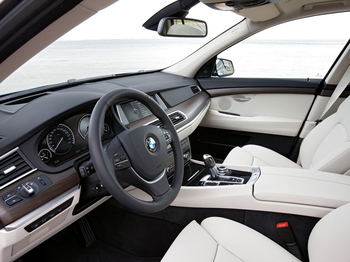 BMW 5 series VI (F10/F11/F07) Лифтбек Gran Turismo, фото 14