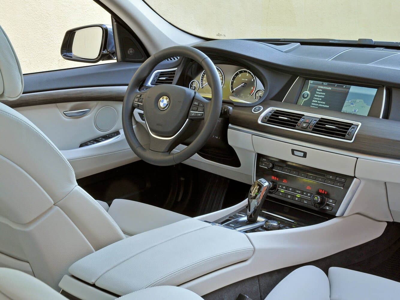 BMW 5 series VI (F10/F11/F07) Лифтбек Gran Turismo, фото 7