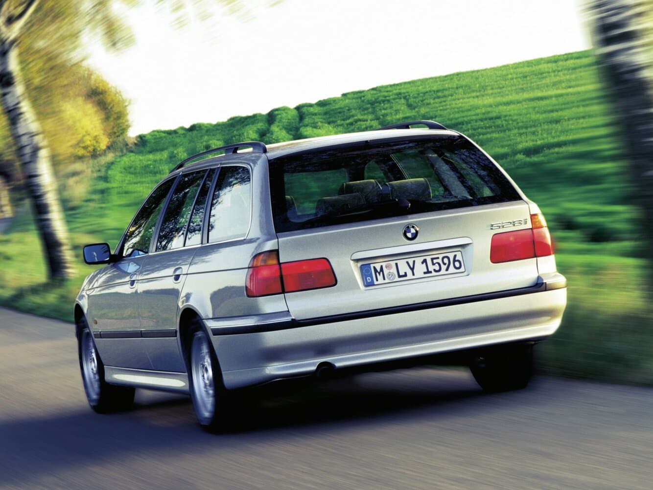 BMW 5 series IV (E39) Универсал 5 дв., фото 3