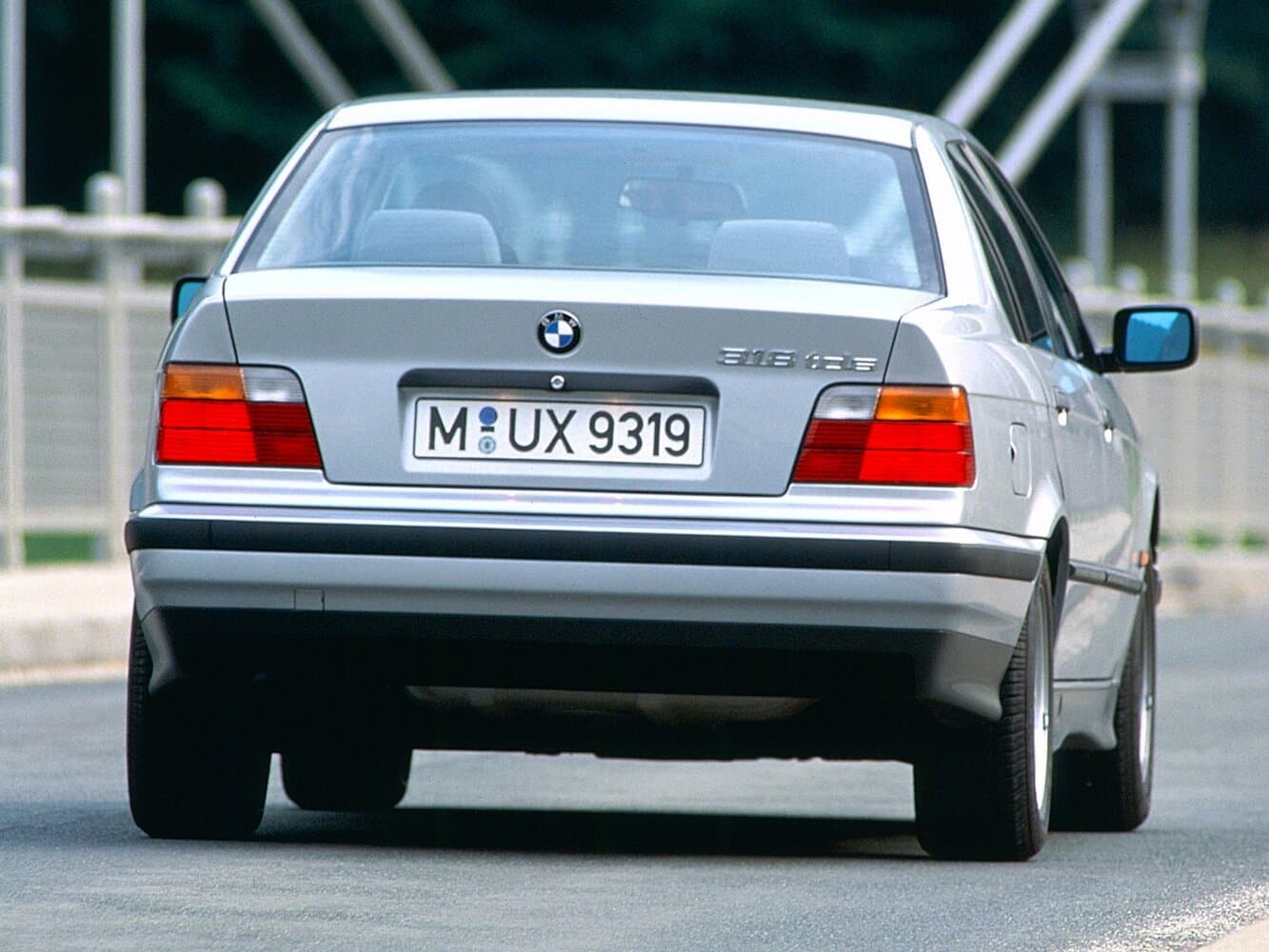 BMW 3 series III (E36) Седан, фото 4