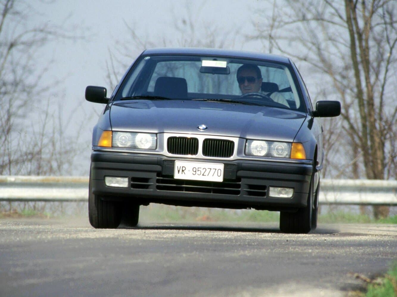 BMW 3 series III (E36) Седан, фото 3