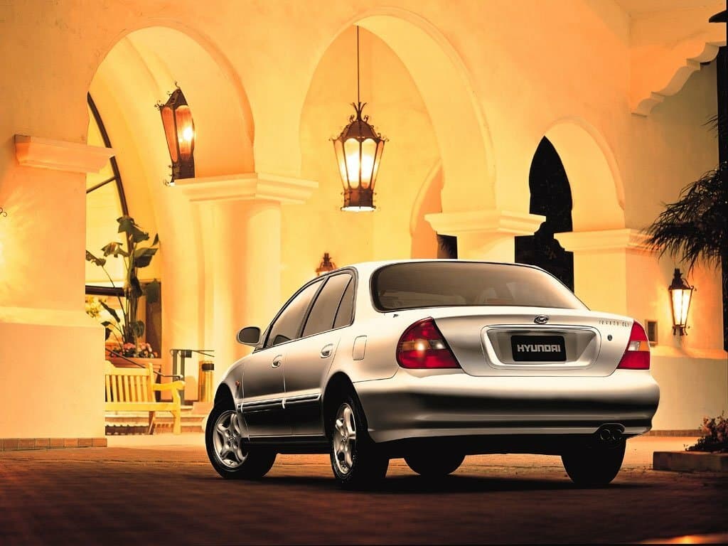 Hyundai Sonata III Рестайлинг Седан, фото 4