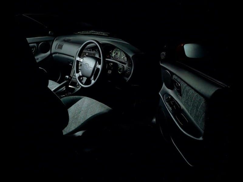 Toyota Carina VI (T190) Седан, фото 3