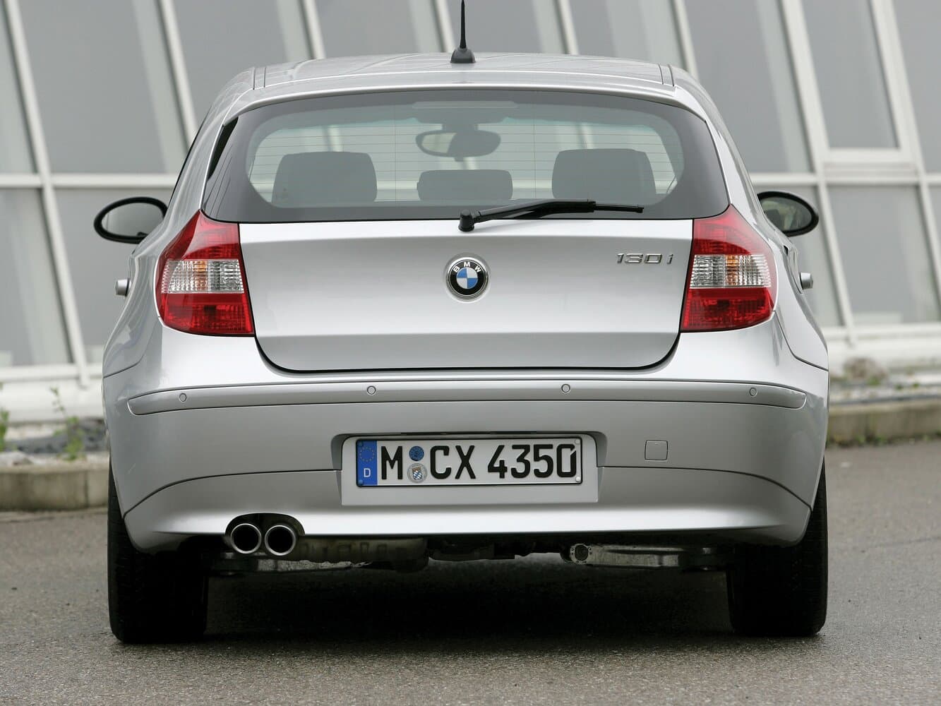 BMW 1 series I (E81/E82/E87/E88) Хэтчбек 5 дв., фото 4