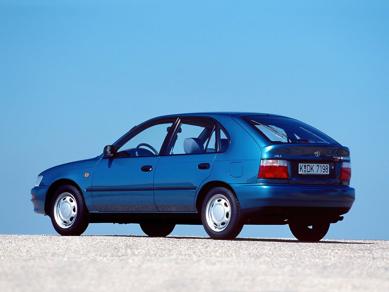 Toyota Corolla VII (E100) Хэтчбек 5 дв., фото 4