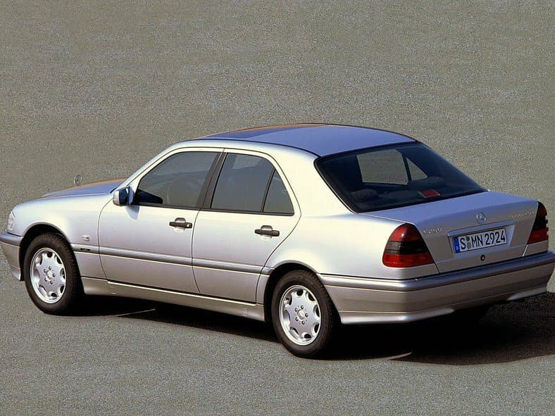Mercedes-Benz C-Class I (W202) Рестайлинг Седан, фото 3