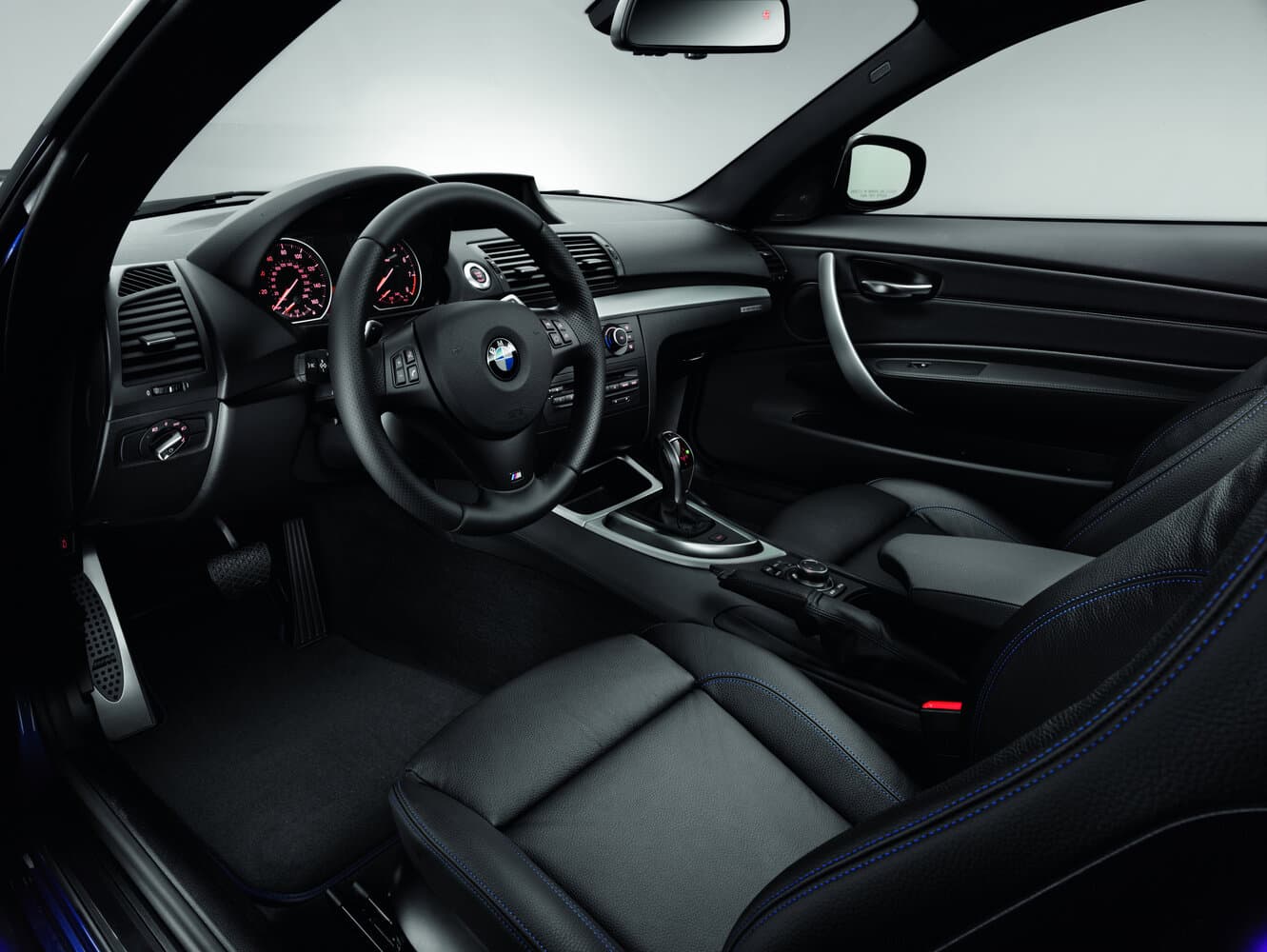 BMW 1 series I (E82/E88) Рестайлинг 2 Купе, фото 10