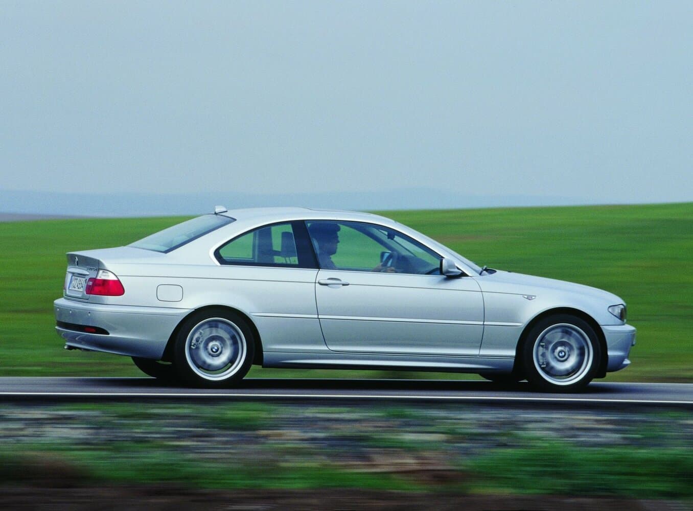 BMW 3 series IV (E46) Рестайлинг Купе, фото 2