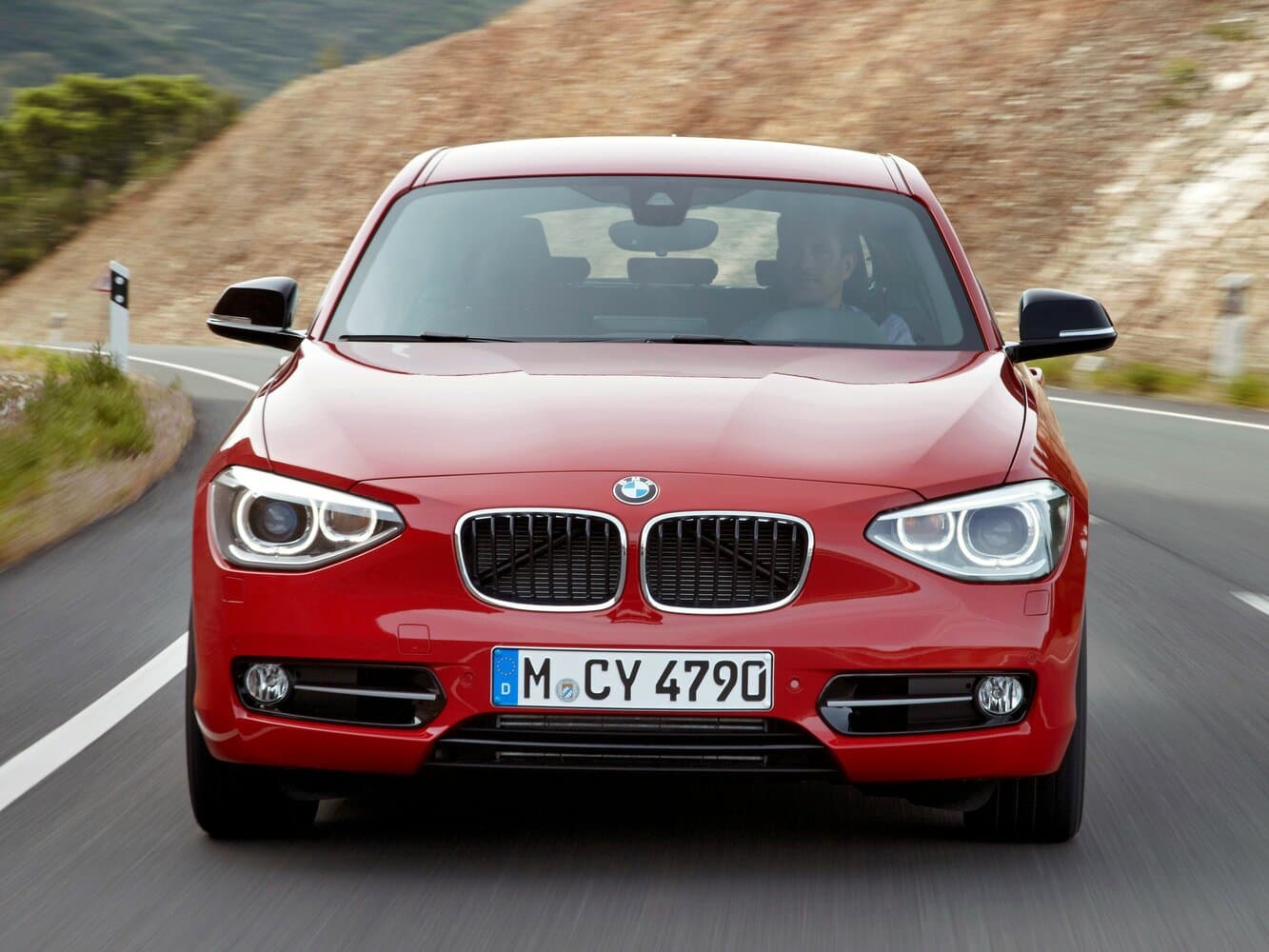 BMW 1 series II (F20/F21) Хэтчбек 5 дв., фото 3