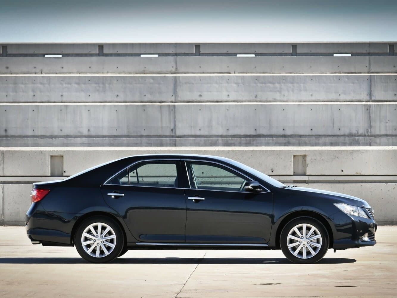 Toyota Camry VII (XV50) Седан, фото 2