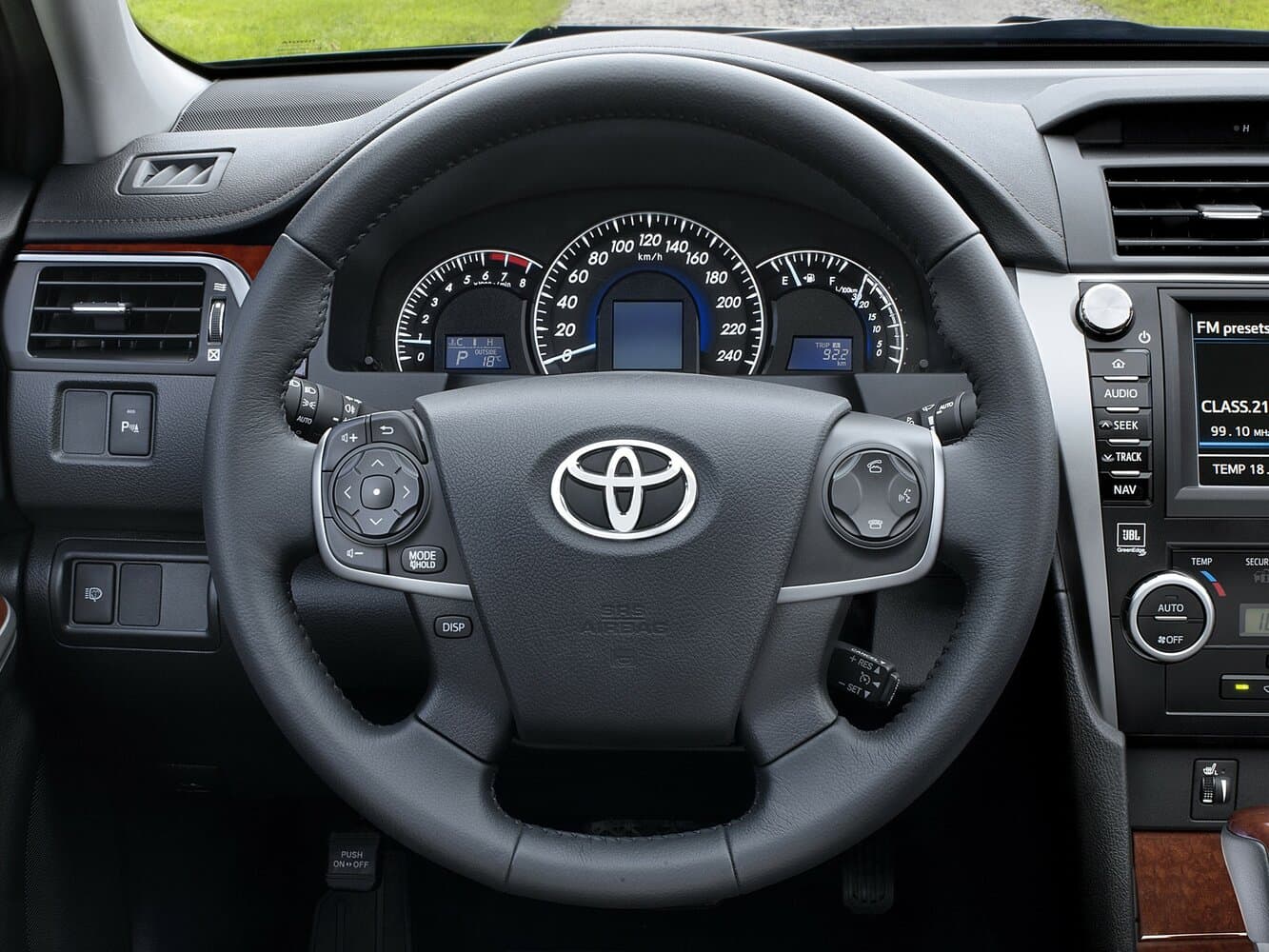 Toyota Camry VII (XV50) Седан, фото 8