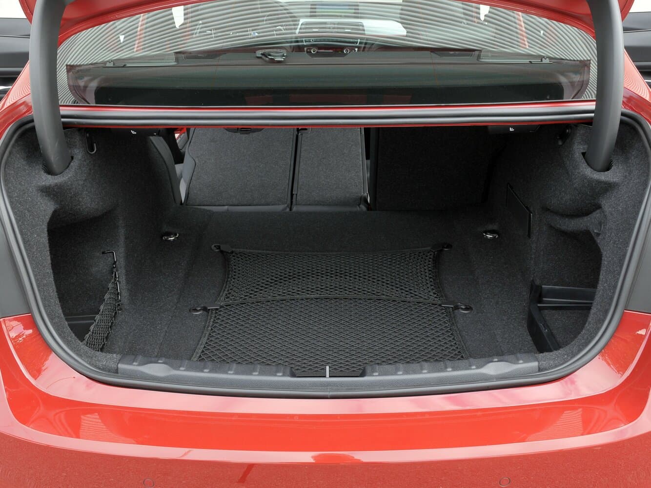 BMW 3 series VI (F3x) Седан, фото 16