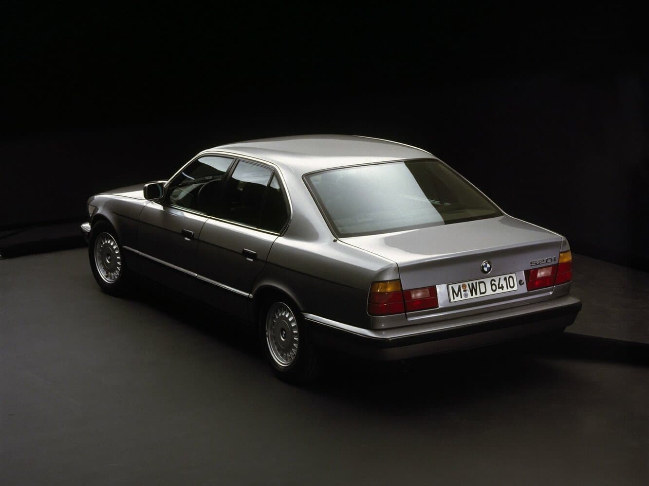 BMW 5 series III (E34) Седан, фото 3