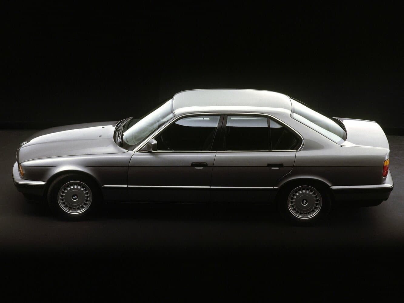 BMW 5 series III (E34) Седан, фото 2