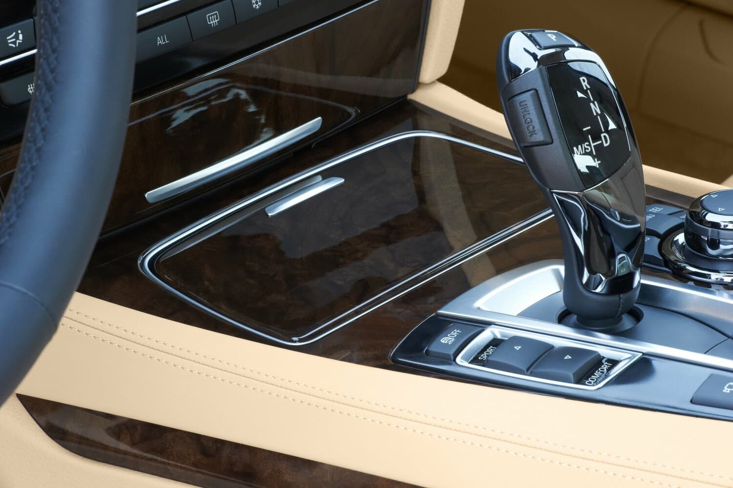 BMW 7 series V (F01/F02/F04) Рестайлинг Седан Long, фото 11