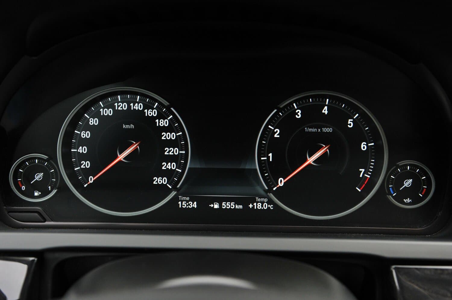 BMW 7 series V (F01/F02/F04) Рестайлинг Седан Long, фото 8