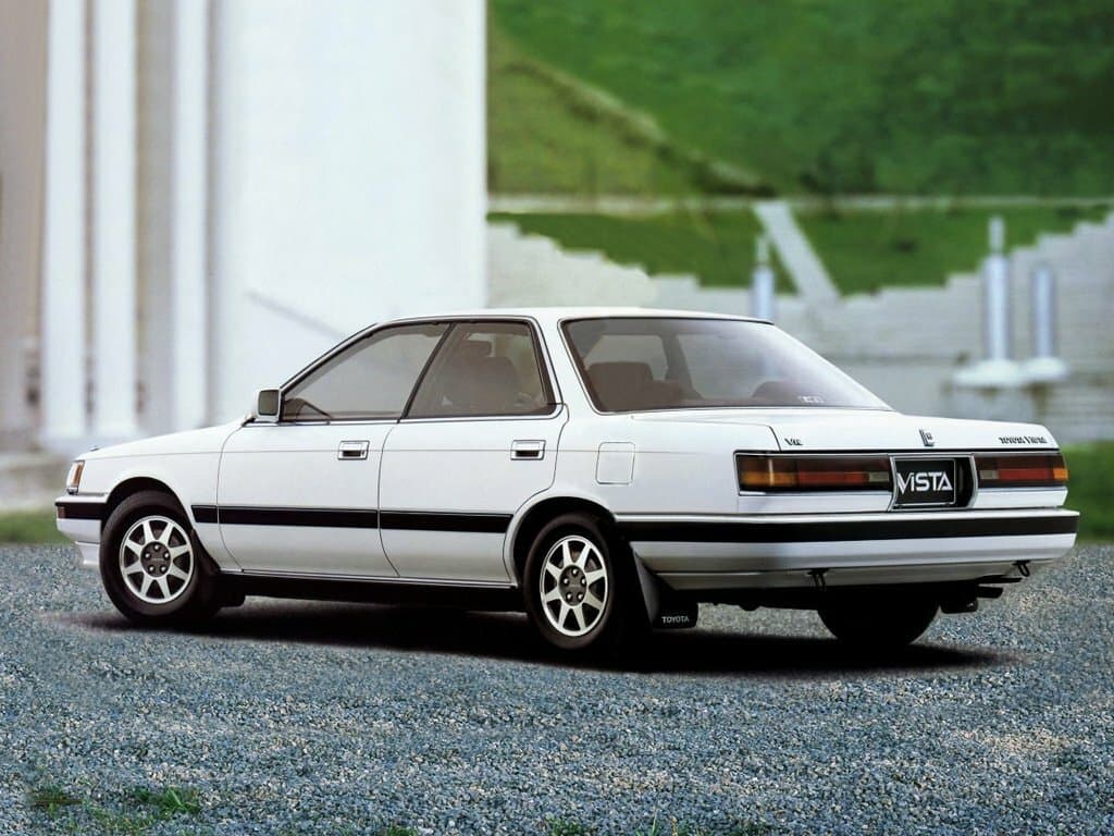 Toyota Vista II (V20) Седан, фото 2