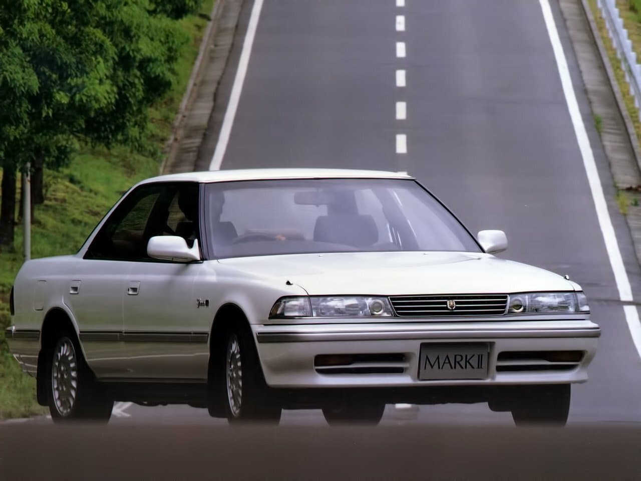 Toyota Mark II VI (X80) Седан, фото 2