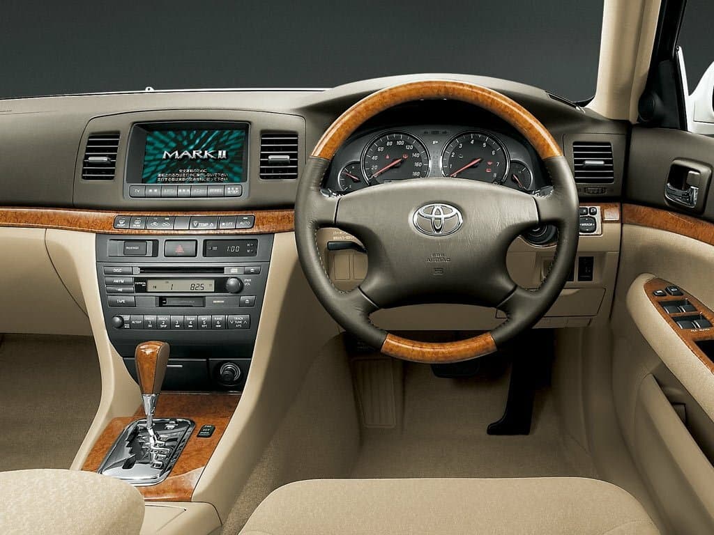 Toyota Mark II IX (X110) Седан, фото 3