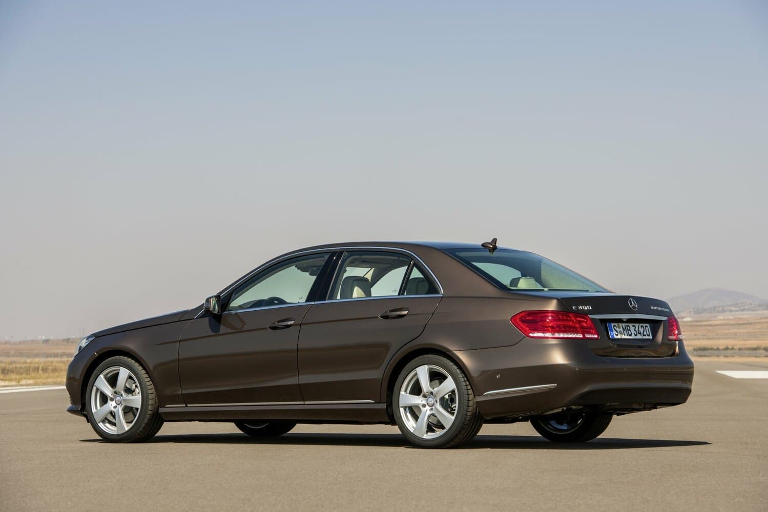 Mercedes-Benz E-Class IV (W212, S212, C207) Рестайлинг Седан, фото 5