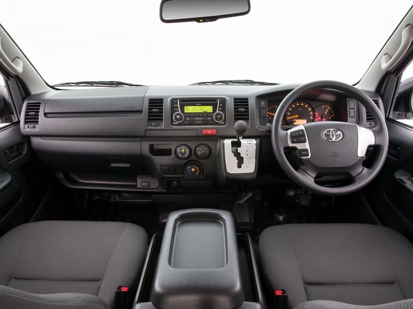 Toyota HiAce H200 Рестайлинг Минивэн, фото 3