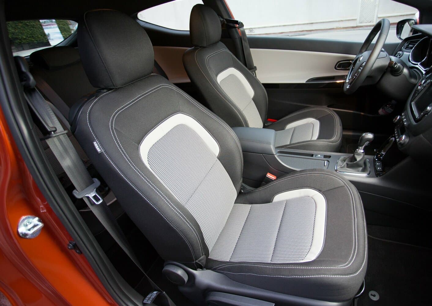 Kia Ceed II Хэтчбек 3 дв., фото 7